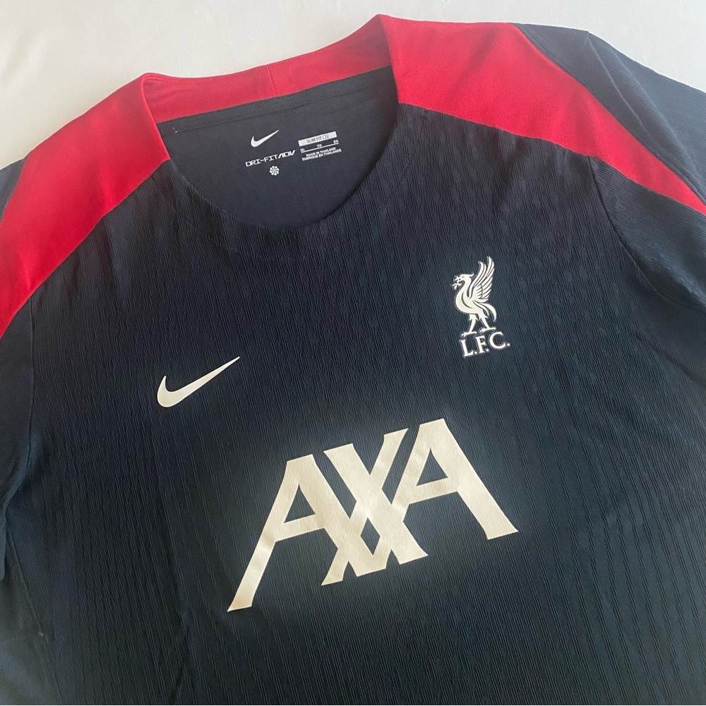 Liverpool FC Strike Nike Dri-FIT ADV Soccer Jersey Men XL SLIM FIT FN9260-013